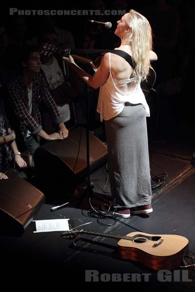 LAURA MARLING - 2013-09-22 - PARIS - Cafe de la Danse - Laura Beatrice Marling